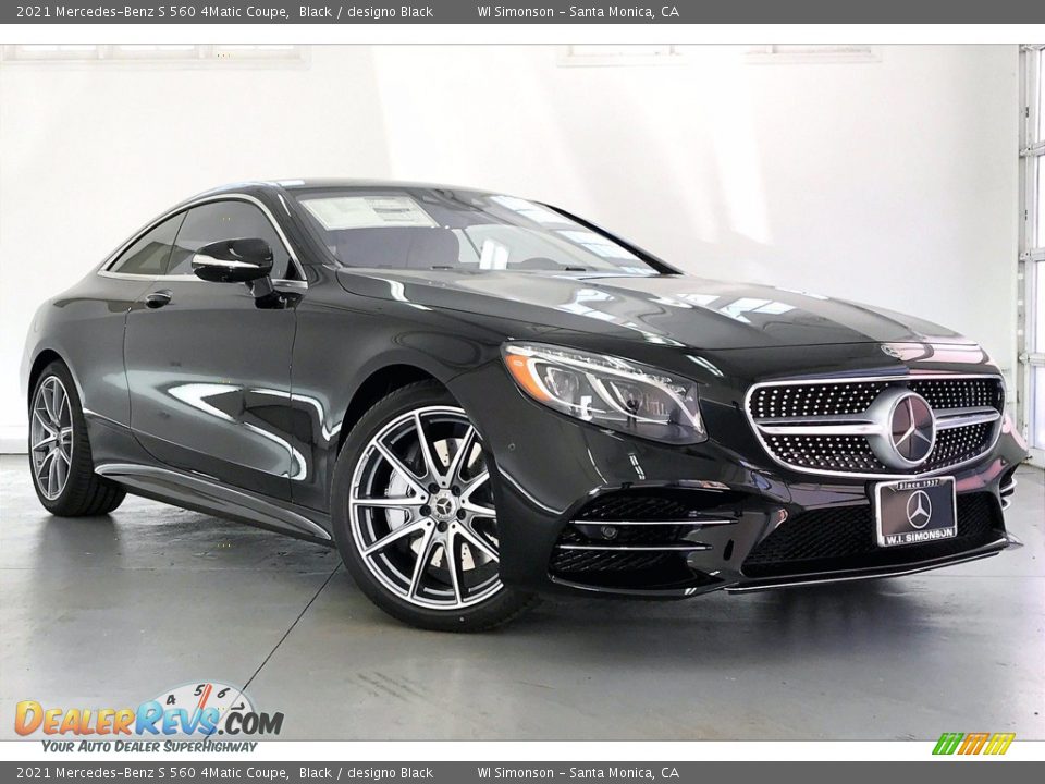 Front 3/4 View of 2021 Mercedes-Benz S 560 4Matic Coupe Photo #12