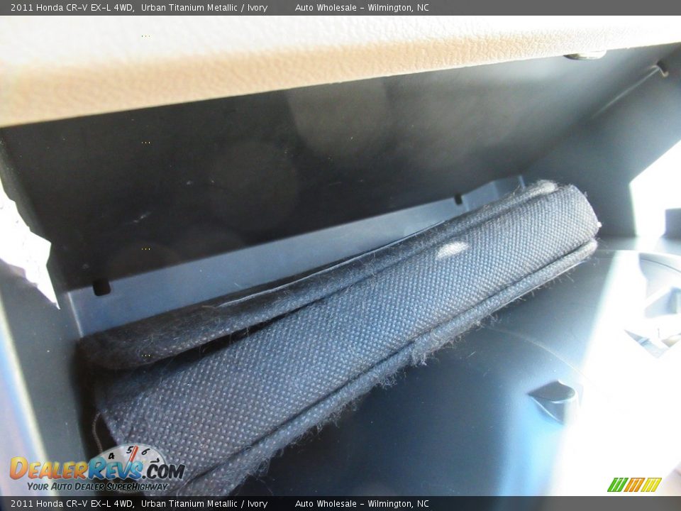 2011 Honda CR-V EX-L 4WD Urban Titanium Metallic / Ivory Photo #20