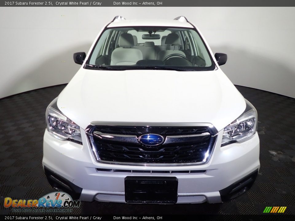2017 Subaru Forester 2.5i Crystal White Pearl / Gray Photo #5