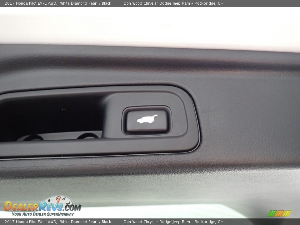 2017 Honda Pilot EX-L AWD White Diamond Pearl / Black Photo #18