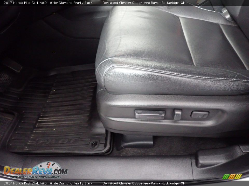 2017 Honda Pilot EX-L AWD White Diamond Pearl / Black Photo #24