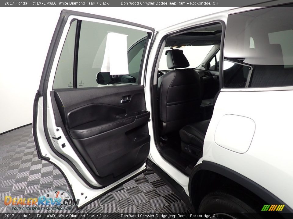 2017 Honda Pilot EX-L AWD White Diamond Pearl / Black Photo #28