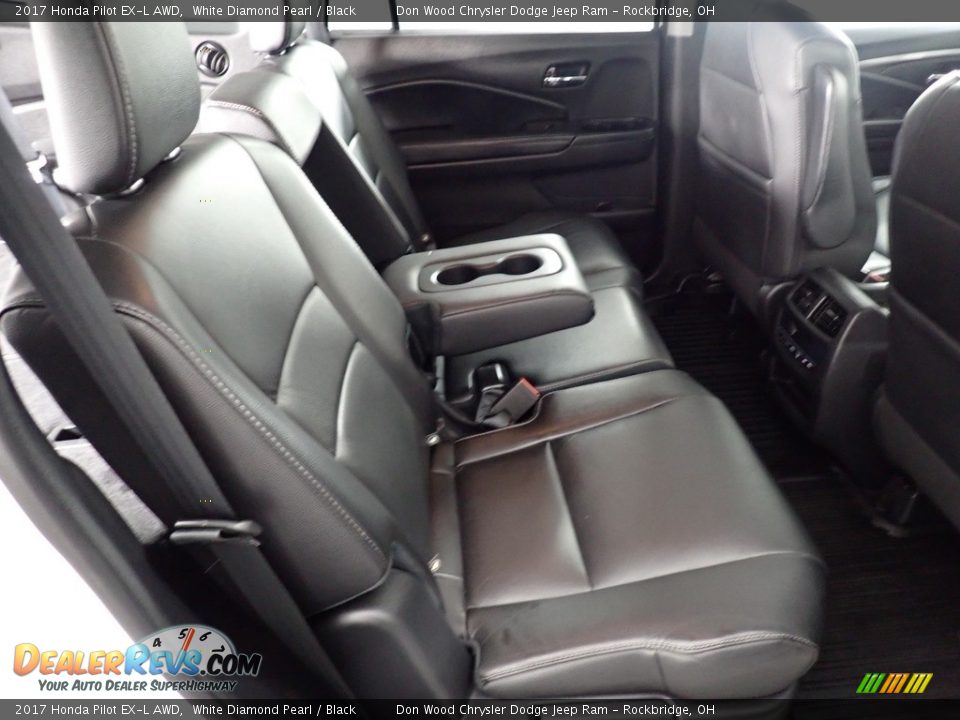 2017 Honda Pilot EX-L AWD White Diamond Pearl / Black Photo #33