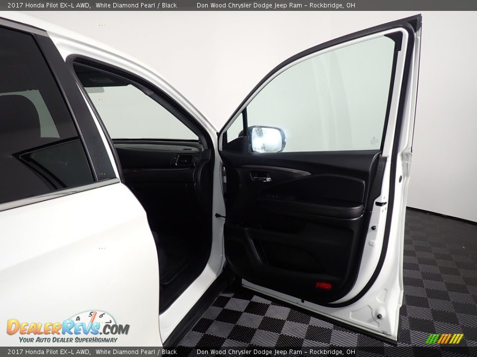 2017 Honda Pilot EX-L AWD White Diamond Pearl / Black Photo #34