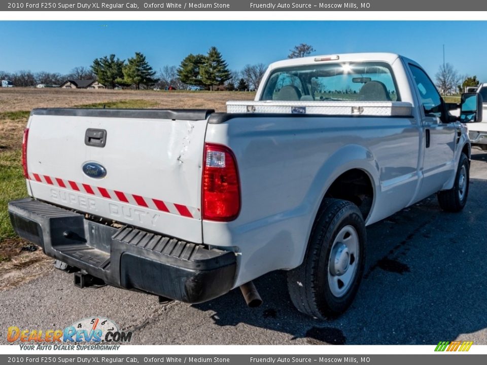 2010 Ford F250 Super Duty XL Regular Cab Oxford White / Medium Stone Photo #4