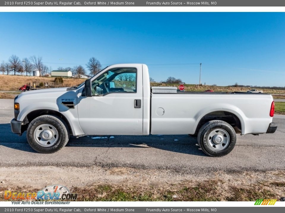 Oxford White 2010 Ford F250 Super Duty XL Regular Cab Photo #7