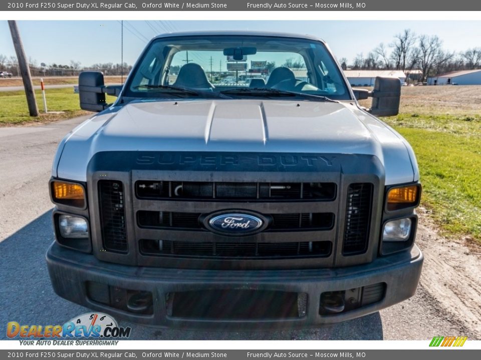 2010 Ford F250 Super Duty XL Regular Cab Oxford White / Medium Stone Photo #9