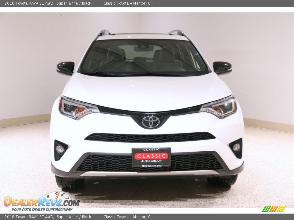 2018 Toyota RAV4 SE AWD Super White / Black Photo #2