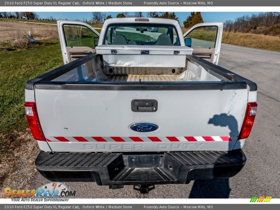 2010 Ford F250 Super Duty XL Regular Cab Oxford White / Medium Stone Photo #23