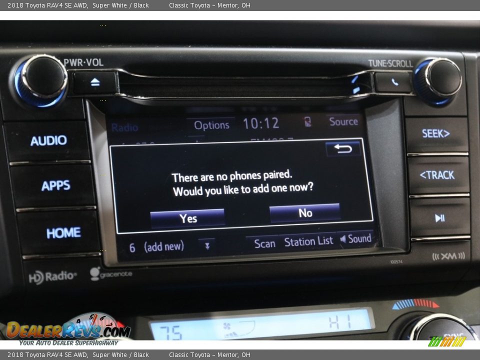 2018 Toyota RAV4 SE AWD Super White / Black Photo #12