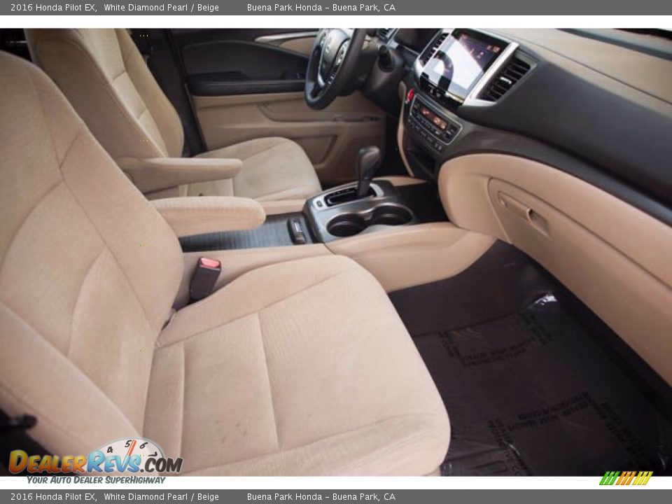 2016 Honda Pilot EX White Diamond Pearl / Beige Photo #23