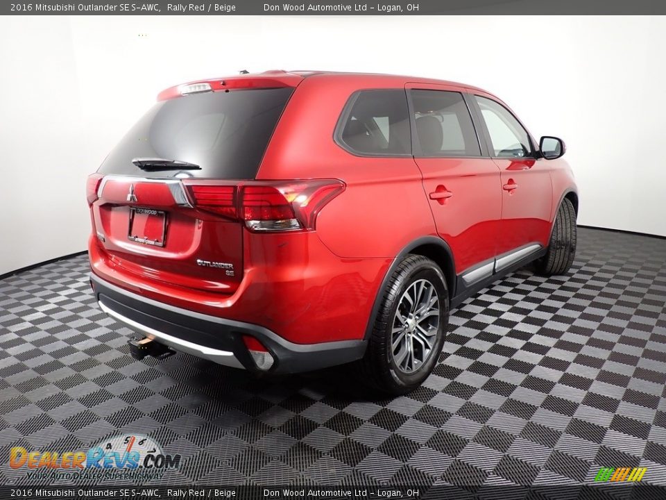 2016 Mitsubishi Outlander SE S-AWC Rally Red / Beige Photo #16