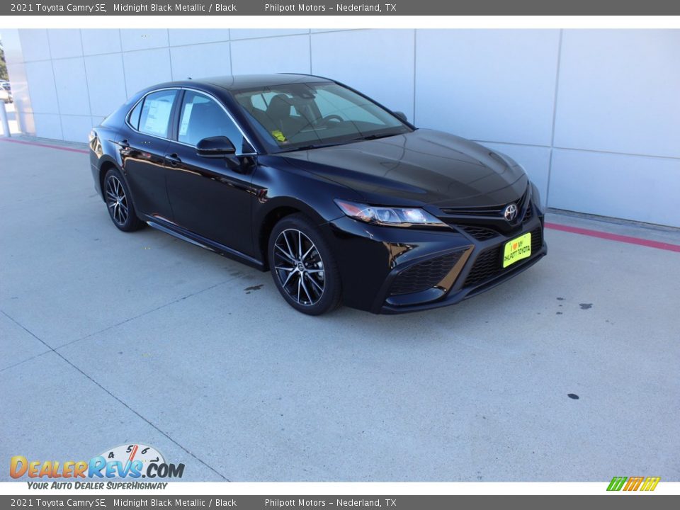 2021 Toyota Camry SE Midnight Black Metallic / Black Photo #2