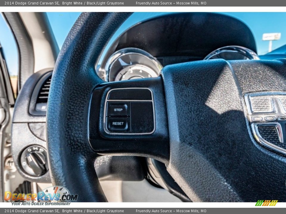 2014 Dodge Grand Caravan SE Bright White / Black/Light Graystone Photo #33