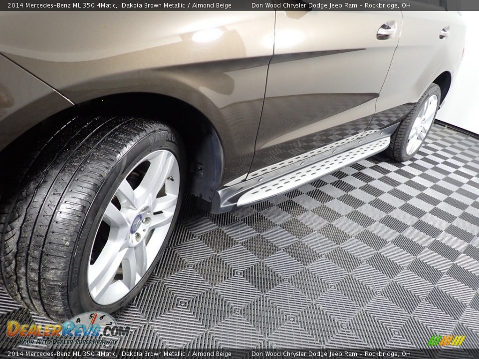 2014 Mercedes-Benz ML 350 4Matic Dakota Brown Metallic / Almond Beige Photo #13