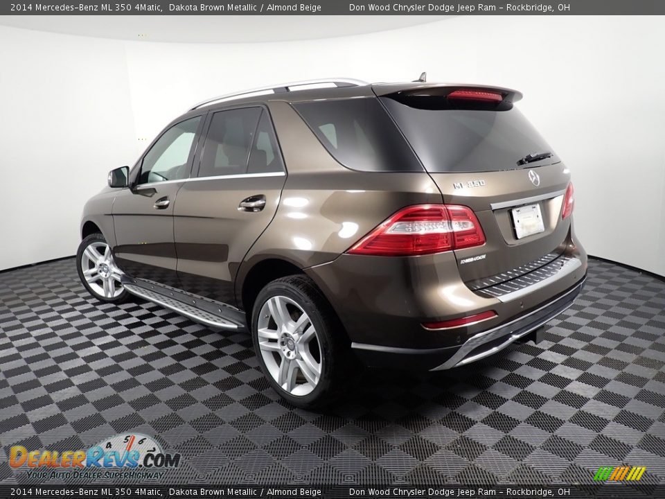 2014 Mercedes-Benz ML 350 4Matic Dakota Brown Metallic / Almond Beige Photo #15