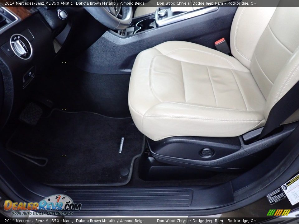 2014 Mercedes-Benz ML 350 4Matic Dakota Brown Metallic / Almond Beige Photo #27
