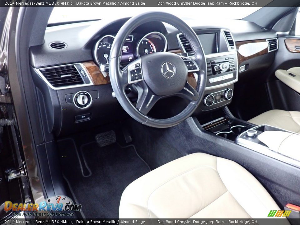 2014 Mercedes-Benz ML 350 4Matic Dakota Brown Metallic / Almond Beige Photo #29