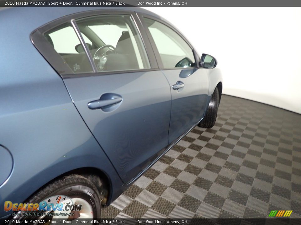 2010 Mazda MAZDA3 i Sport 4 Door Gunmetal Blue Mica / Black Photo #18