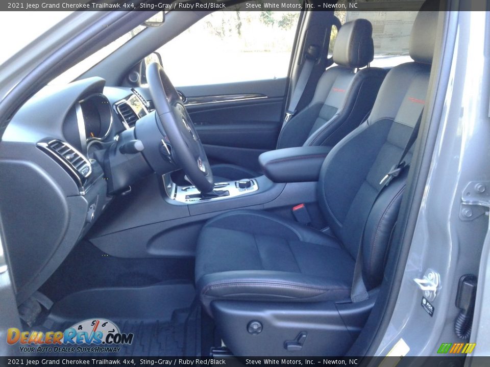 Front Seat of 2021 Jeep Grand Cherokee Trailhawk 4x4 Photo #10