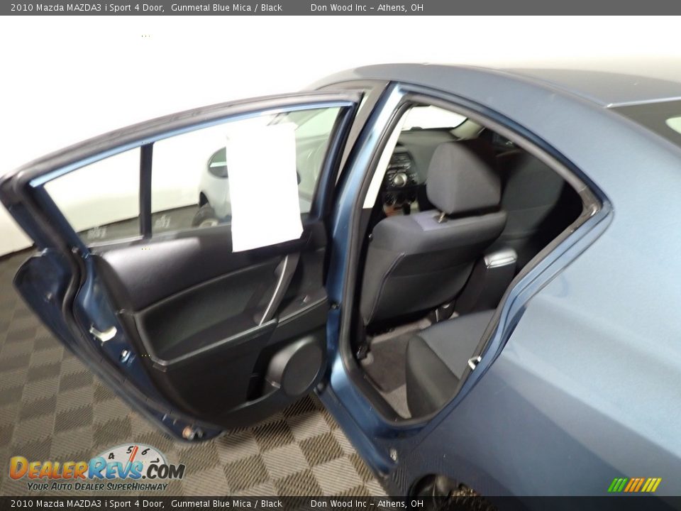 2010 Mazda MAZDA3 i Sport 4 Door Gunmetal Blue Mica / Black Photo #29