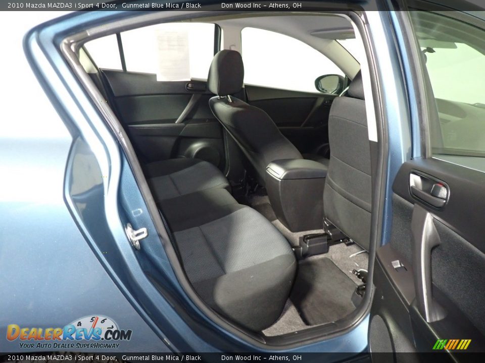 2010 Mazda MAZDA3 i Sport 4 Door Gunmetal Blue Mica / Black Photo #32