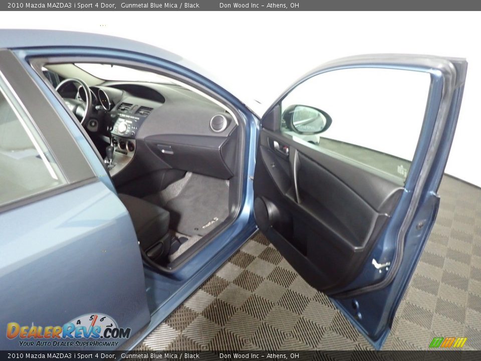 2010 Mazda MAZDA3 i Sport 4 Door Gunmetal Blue Mica / Black Photo #33