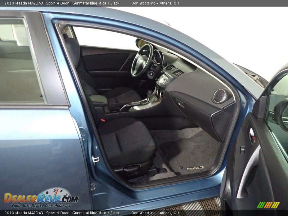 2010 Mazda MAZDA3 i Sport 4 Door Gunmetal Blue Mica / Black Photo #34