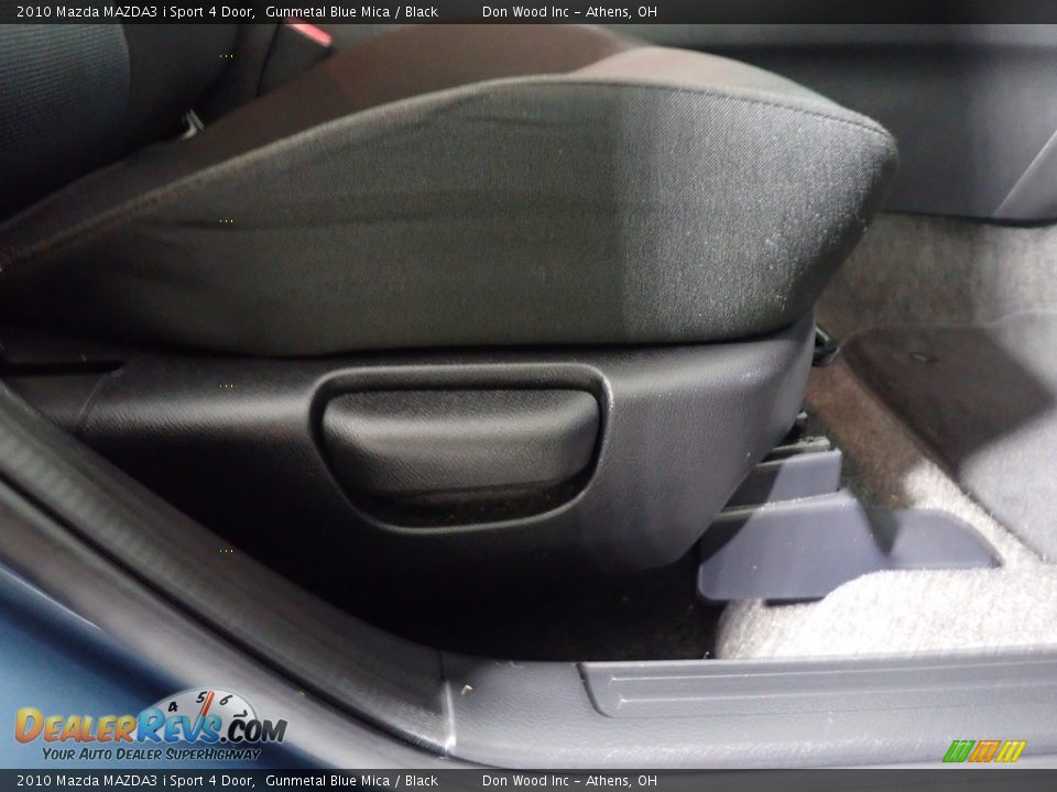2010 Mazda MAZDA3 i Sport 4 Door Gunmetal Blue Mica / Black Photo #35