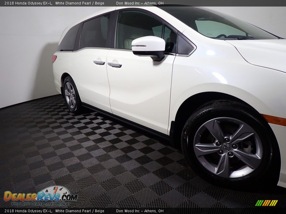 2018 Honda Odyssey EX-L White Diamond Pearl / Beige Photo #3
