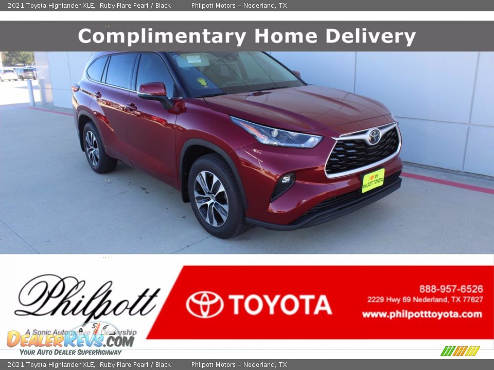 2021 Toyota Highlander XLE Ruby Flare Pearl / Black Photo #1