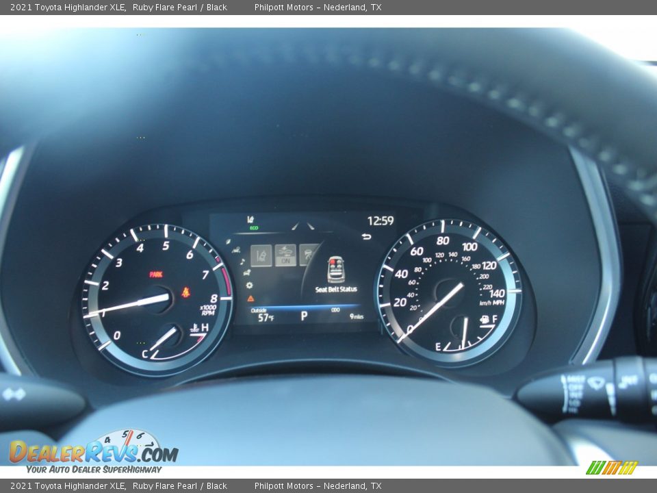 2021 Toyota Highlander XLE Ruby Flare Pearl / Black Photo #13