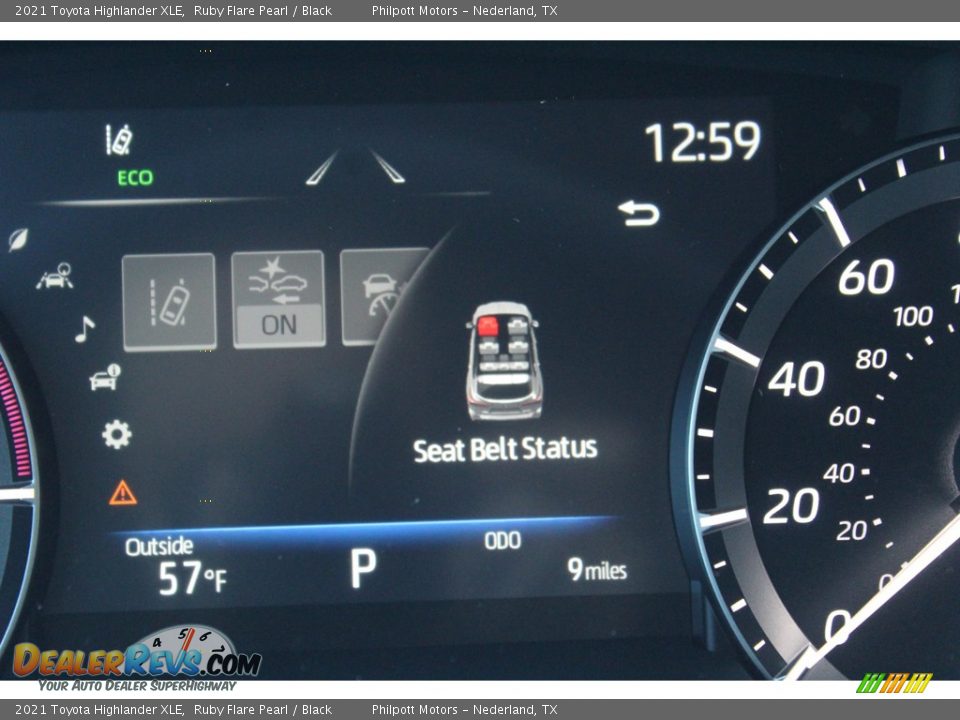 2021 Toyota Highlander XLE Ruby Flare Pearl / Black Photo #14