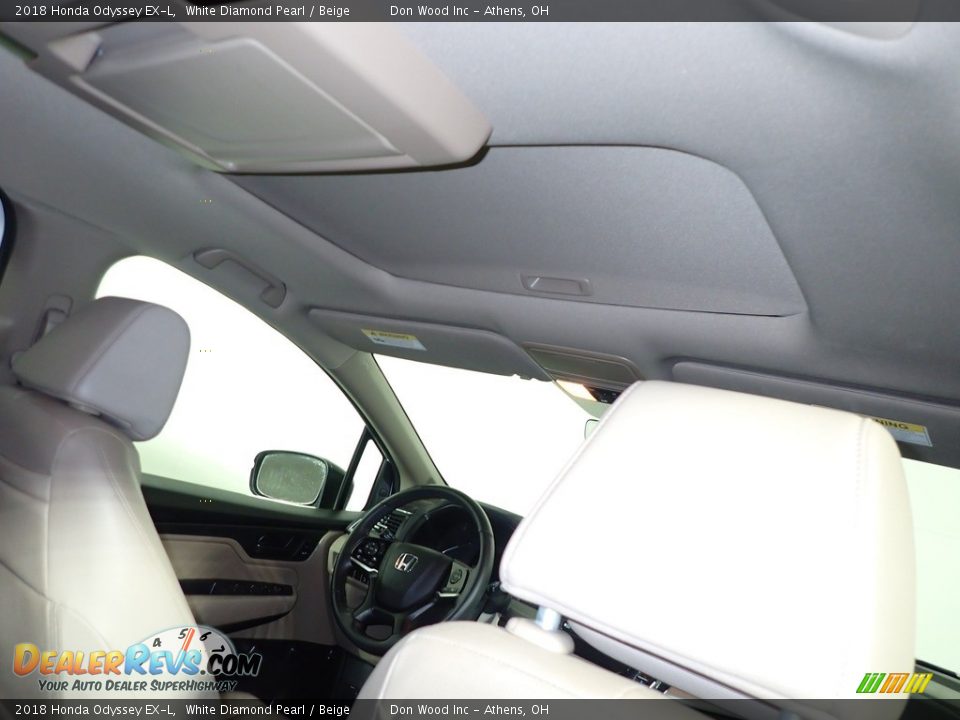 2018 Honda Odyssey EX-L White Diamond Pearl / Beige Photo #35