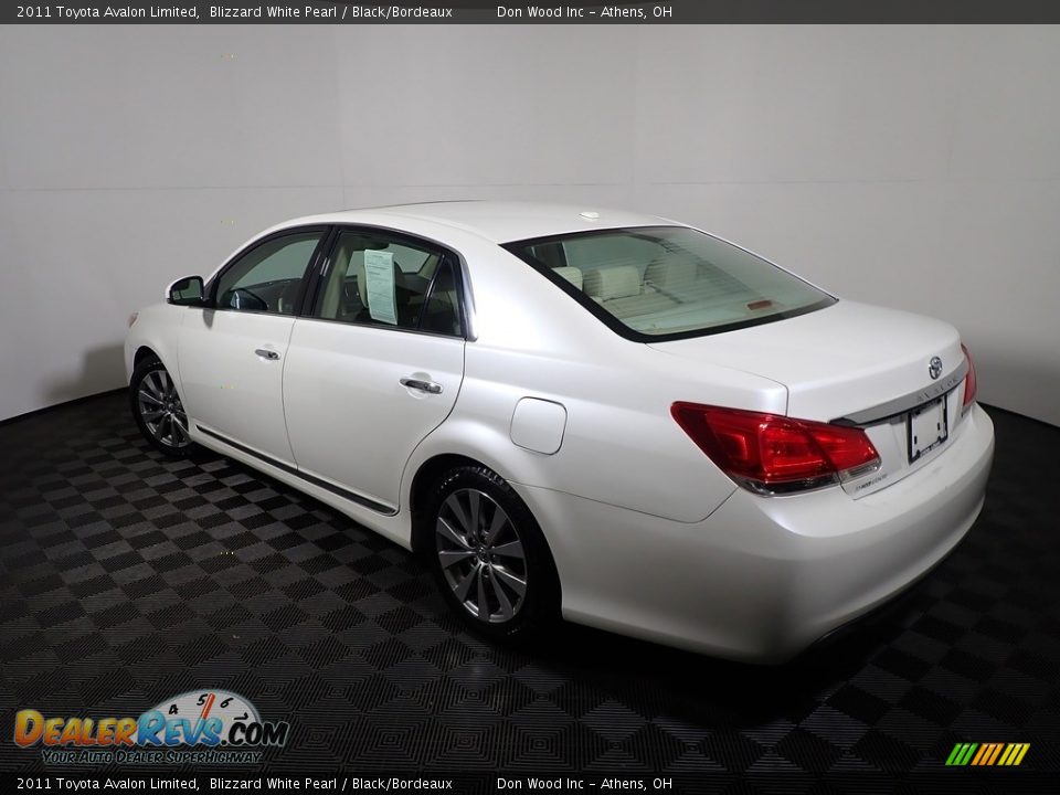 2011 Toyota Avalon Limited Blizzard White Pearl / Black/Bordeaux Photo #10