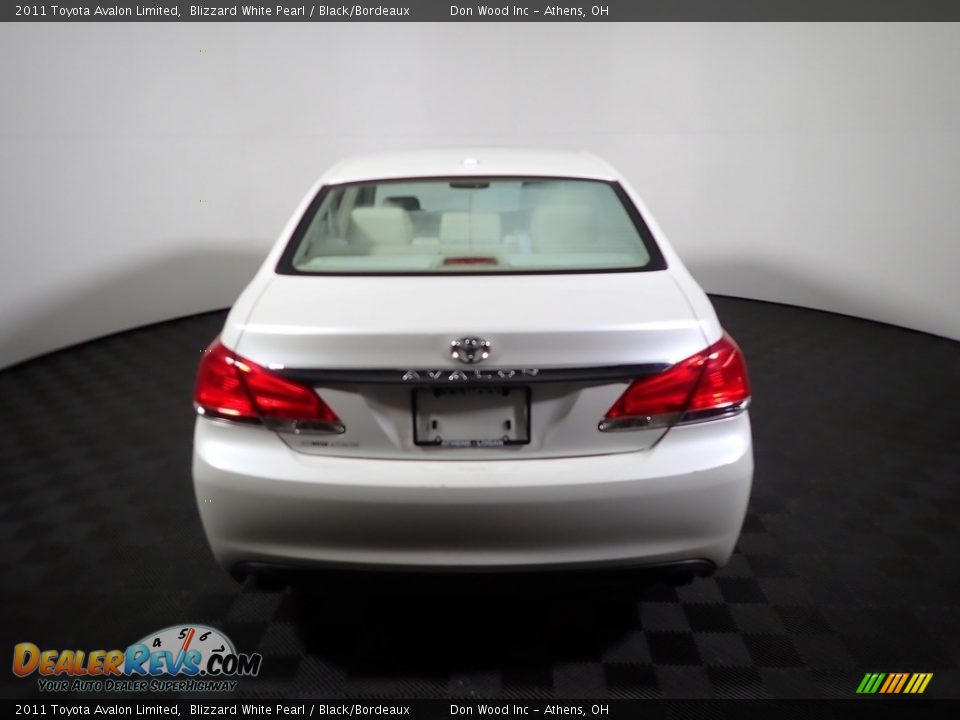 2011 Toyota Avalon Limited Blizzard White Pearl / Black/Bordeaux Photo #12