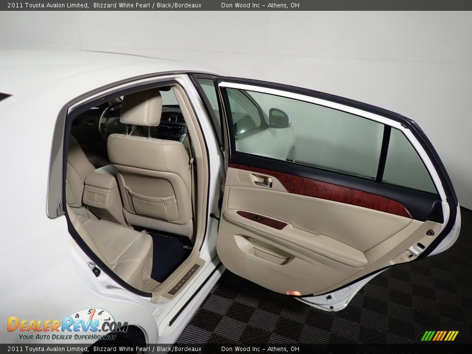 2011 Toyota Avalon Limited Blizzard White Pearl / Black/Bordeaux Photo #34