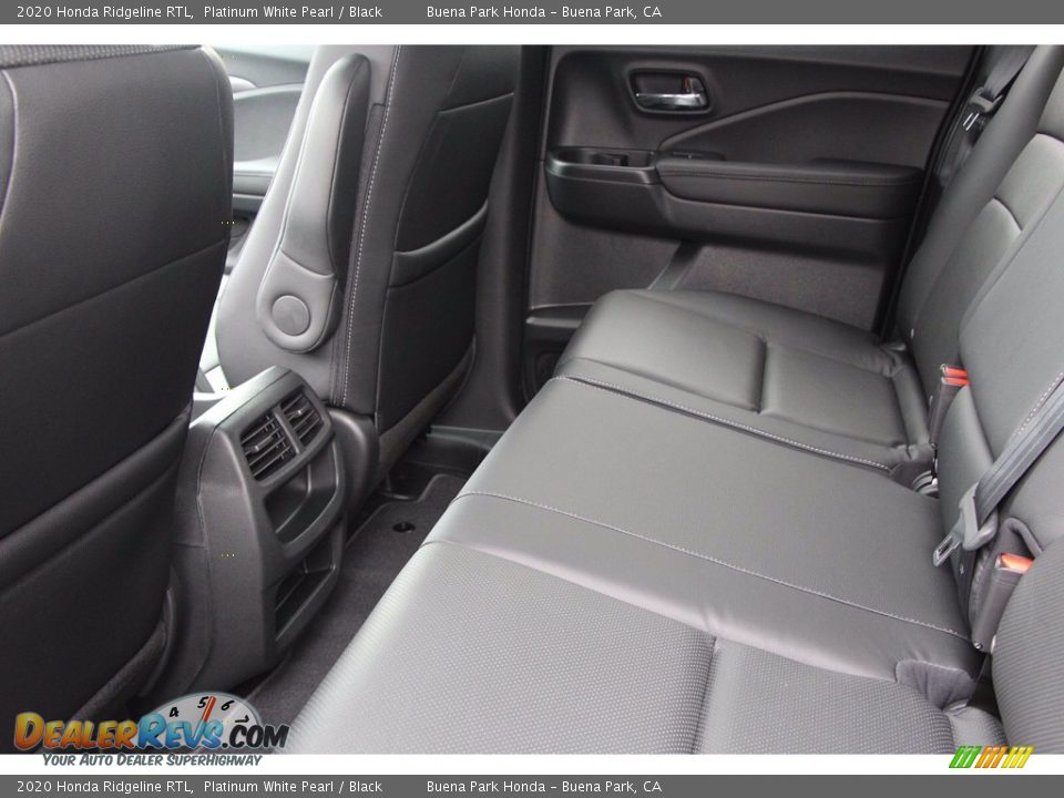 2020 Honda Ridgeline RTL Platinum White Pearl / Black Photo #11