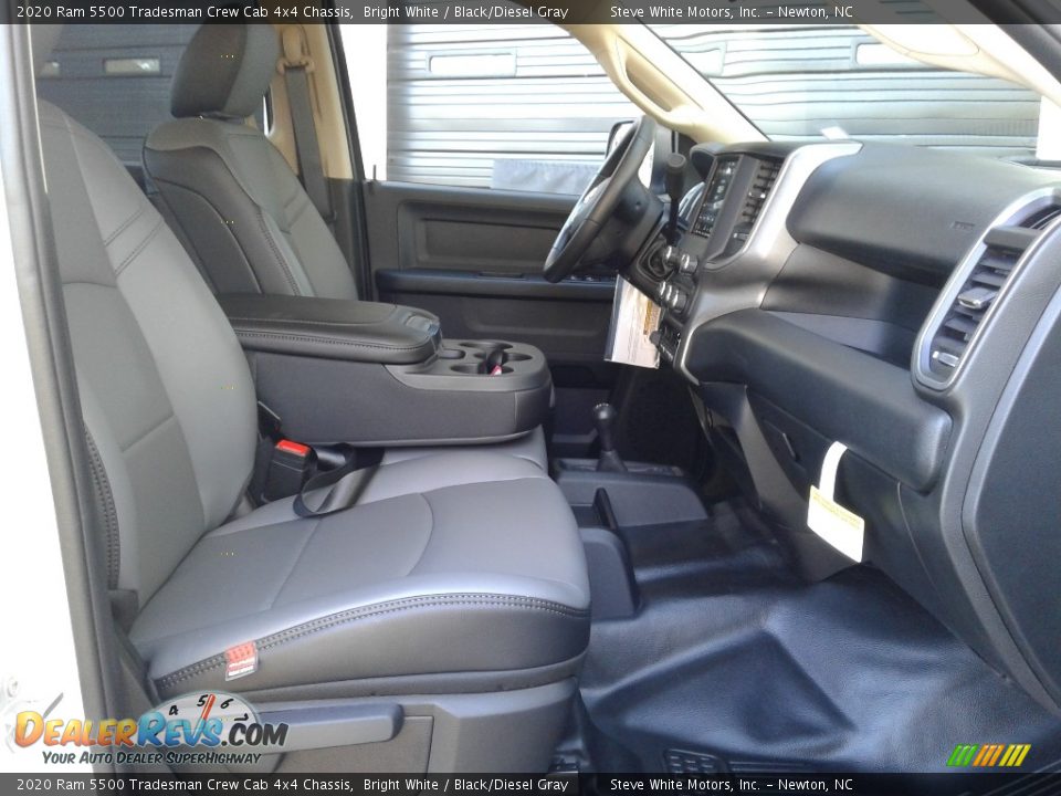 2020 Ram 5500 Tradesman Crew Cab 4x4 Chassis Bright White / Black/Diesel Gray Photo #15