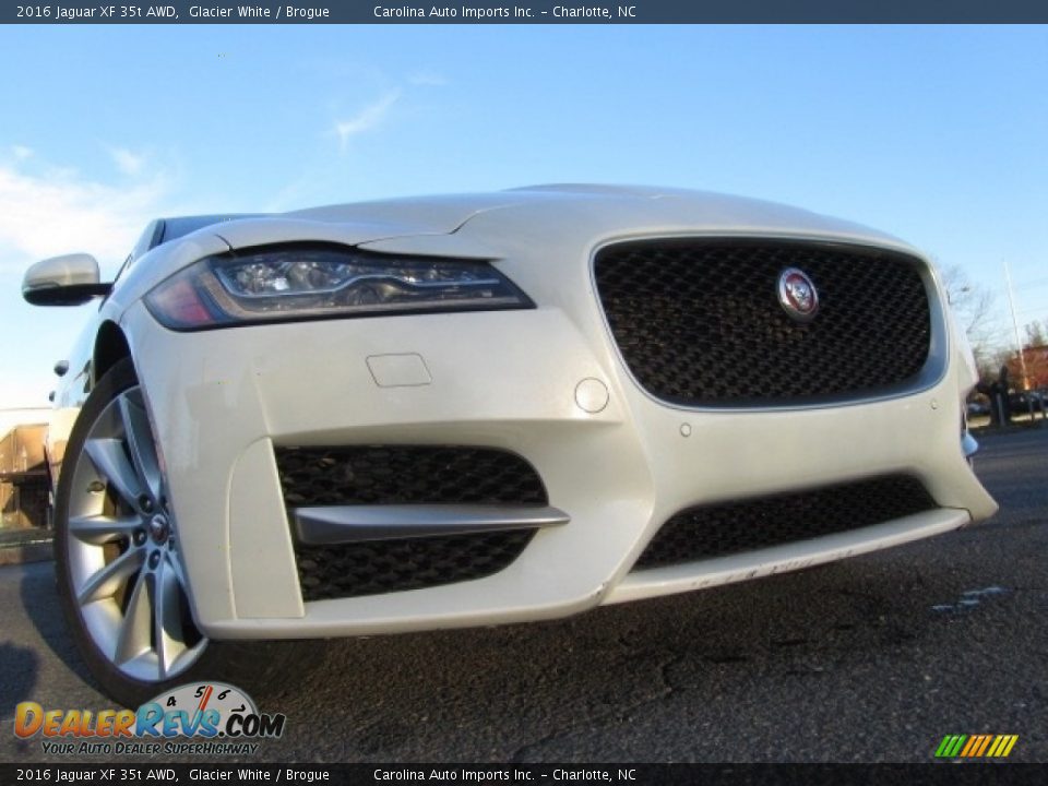 2016 Jaguar XF 35t AWD Glacier White / Brogue Photo #2