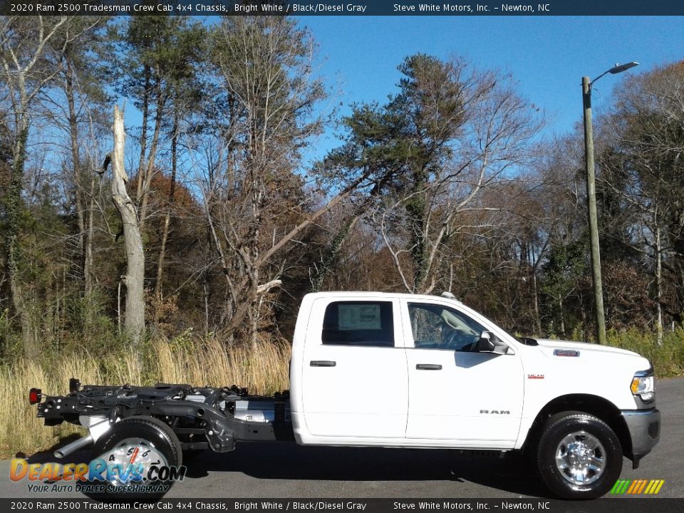 2020 Ram 2500 Tradesman Crew Cab 4x4 Chassis Bright White / Black/Diesel Gray Photo #5