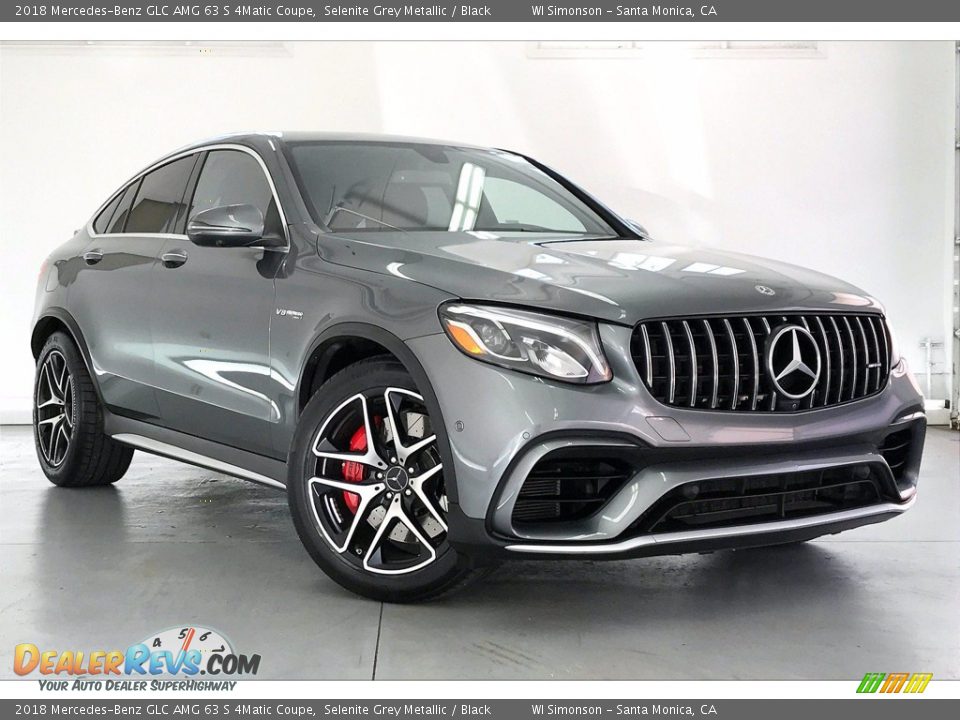 Front 3/4 View of 2018 Mercedes-Benz GLC AMG 63 S 4Matic Coupe Photo #34