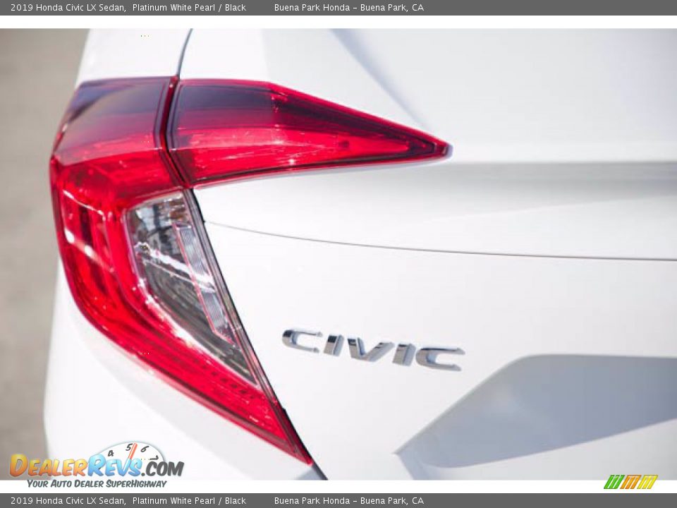 2019 Honda Civic LX Sedan Platinum White Pearl / Black Photo #12