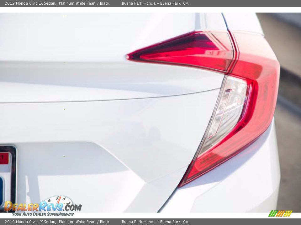 2019 Honda Civic LX Sedan Platinum White Pearl / Black Photo #13