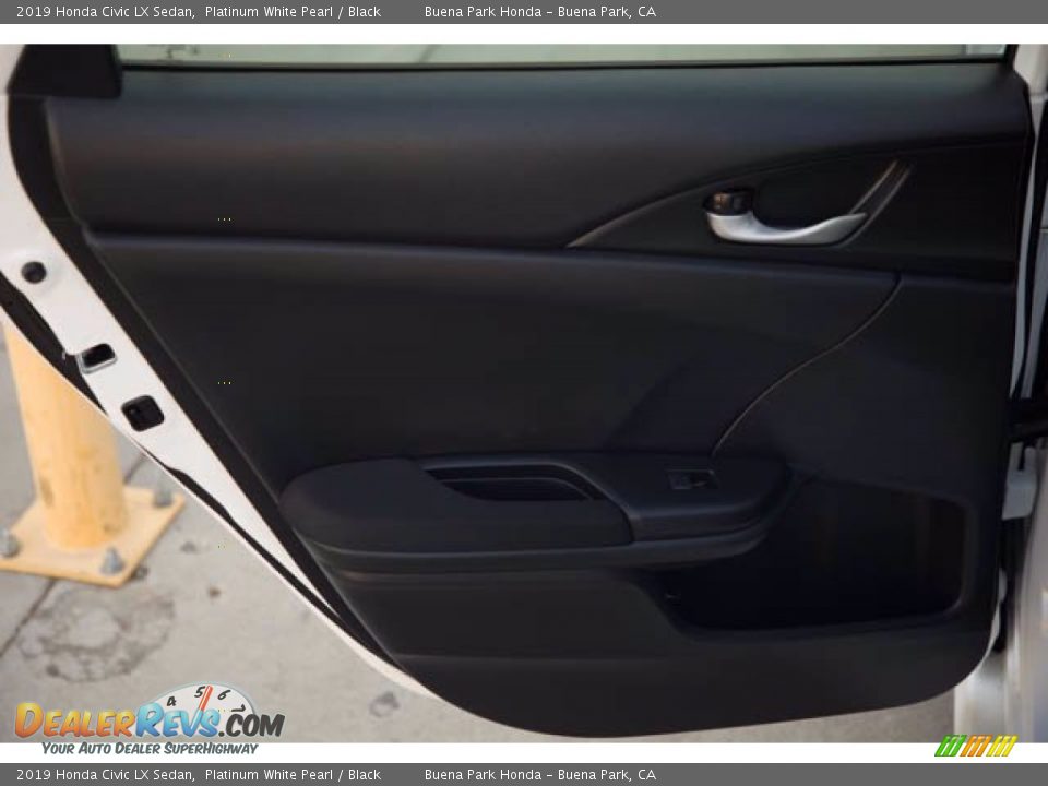 2019 Honda Civic LX Sedan Platinum White Pearl / Black Photo #31