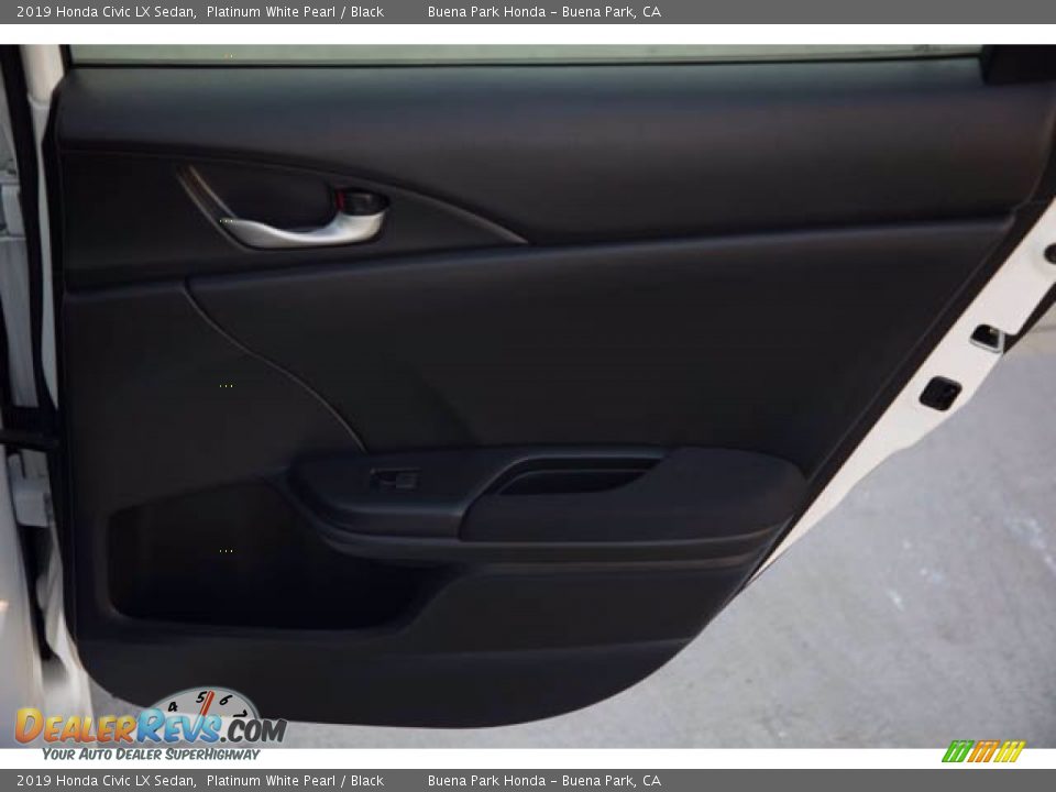 2019 Honda Civic LX Sedan Platinum White Pearl / Black Photo #32