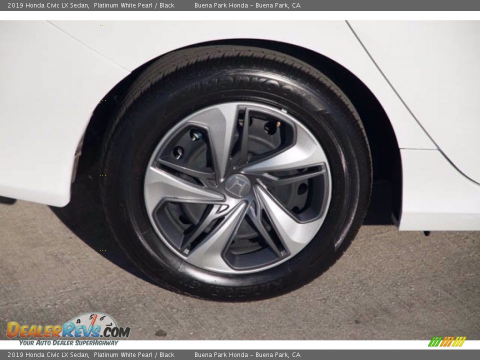 2019 Honda Civic LX Sedan Platinum White Pearl / Black Photo #35