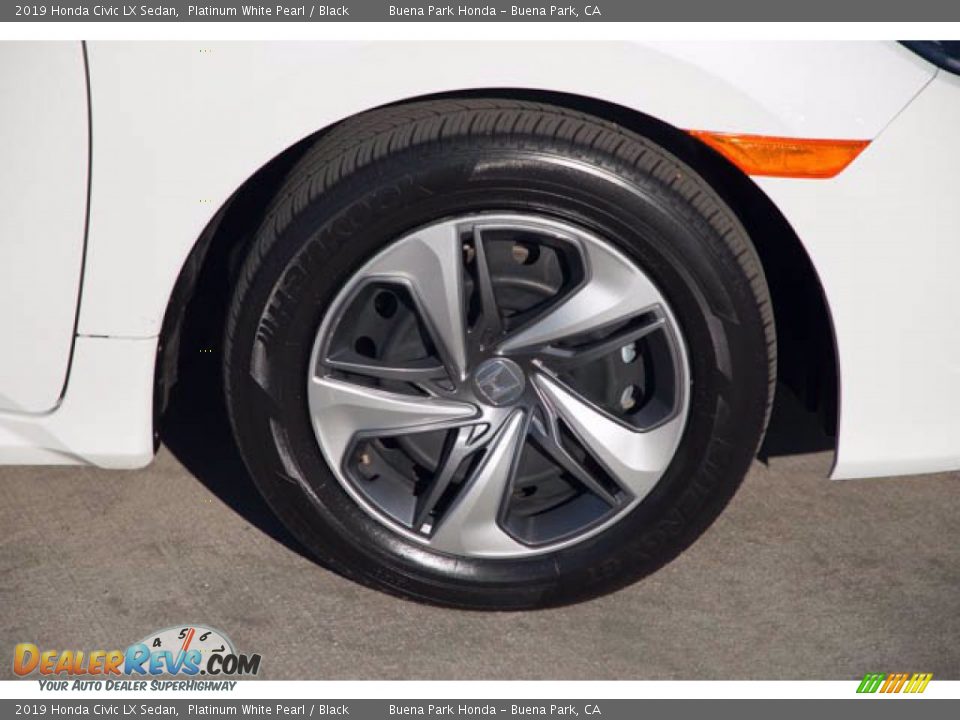2019 Honda Civic LX Sedan Platinum White Pearl / Black Photo #36