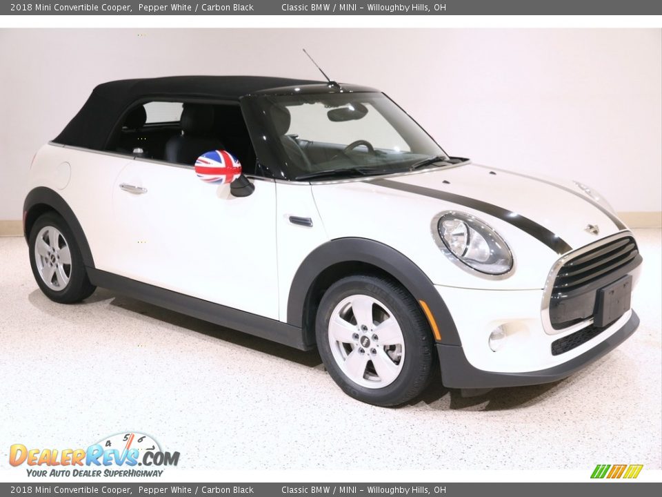 2018 Mini Convertible Cooper Pepper White / Carbon Black Photo #2