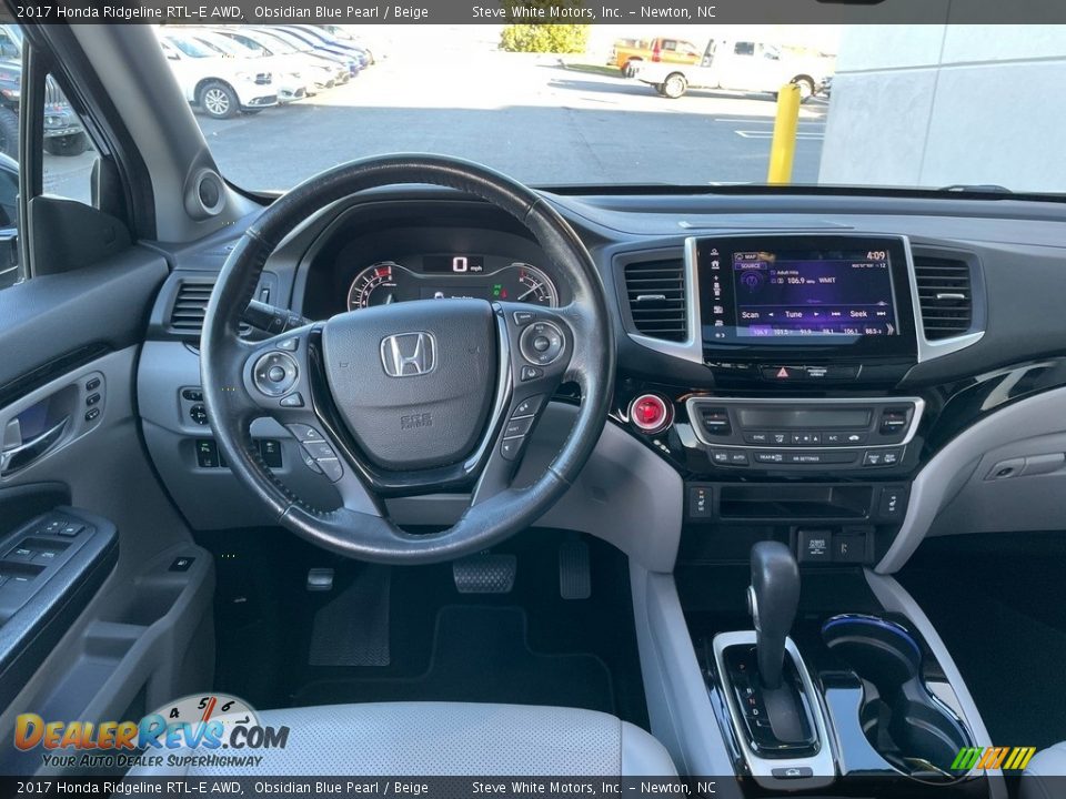 2017 Honda Ridgeline RTL-E AWD Obsidian Blue Pearl / Beige Photo #19